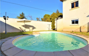 Amazing home in Vauvert with Outdoor swimming pool, WiFi and 3 Bedrooms